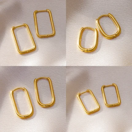 Brincos de Aço Inoxidável Feminino de Cor Dourada.