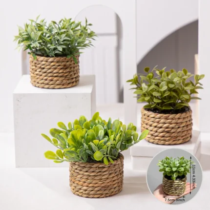 Xiya Flor Verde Plantas Artificiais Eucalipto Grama Tecido Pequenas Vasos de Plantas Grama Mound 11cm Material de Decoração para Casa que Realça Qualquer Ambiente.