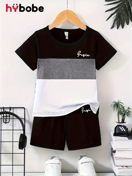 Conjunto de Duas Peças de Moda Verão para Meninos: Camisa Casual Com Estampa de Letras e Shorts Com Design "Hybobe", Bloco de Cores Branco e Cinza, Cós Elástico, Caimento Regular, Traje Casual, Perfeito para Atividades Ao Ar Livre.