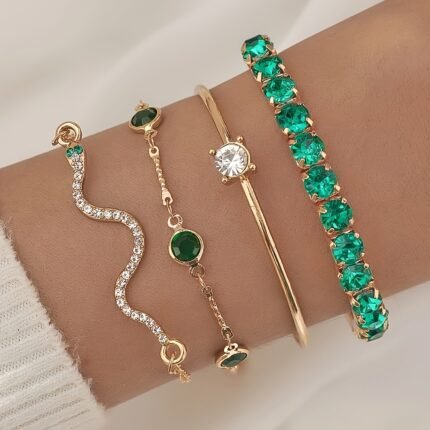 Conjunto de 4 Pulseiras Vintage Estilo Boho Com Strass Verde Em Formato de Cobra, Feitas Em Liga de Zinco Com Tema Animal, Ideais para Mulheres, Perfeitas para o Dia a Dia e para Presentear, Inclusive no Dia dos Namorados. Acessório Perfeito para Todas as Estações.