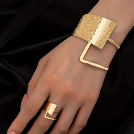 Conjunto de 2 Peças de Pulseiras e Anéis Abertos Com Textura de Liga Boêmia para Uso Diário Feminino.