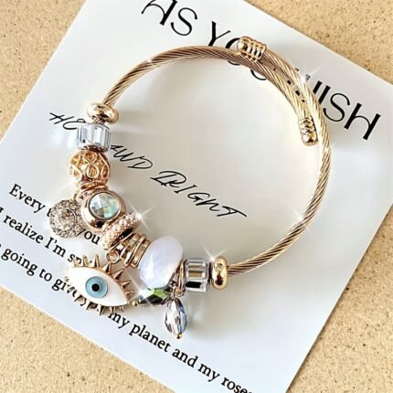 Pulseira Tribal Vintage Com Pingente de Olho Perfurado por Água - Perfeita para Uso Diário e Presentes.