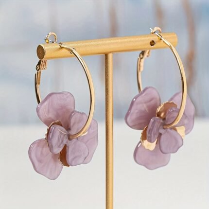 Brincos de Argola Com Flor Em Acrílico Chique - Design Vintage e Minimalista, Pinos Em Aço Inoxidável, Perfeitos para Looks Casuais e para Presentear.