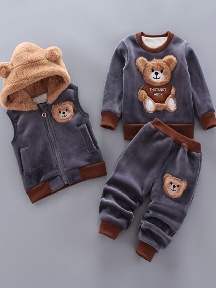 Conjunto de Manga Comprida Com Estampa de Urso e Forro de Lã para Meninos - Conjunto Casual de Três Peças, Moda Outono/Inverno, Quente, Perfeito para Atividades Ao Ar Livre.