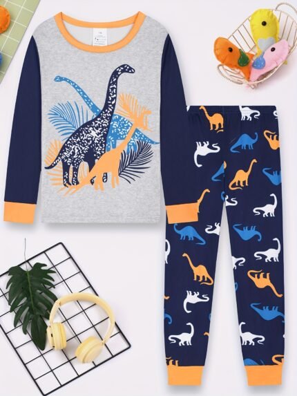 Conjunto Infantil Com Mangas Compridas e Calças, Estampa dos Irmãos Dinossauros, Tecido Retardante de Chamas Testado, Cor Bege Claro, Confortável.