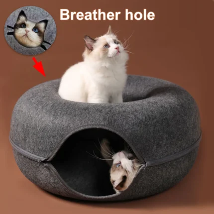 Brinquedo Interativo para Gatos em Madeira com Bola Giratória e Arranhador de Sisal